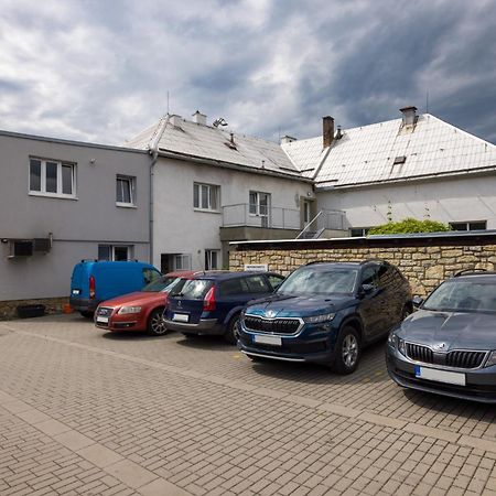 A Studio Veselka Litomysl Luaran gambar