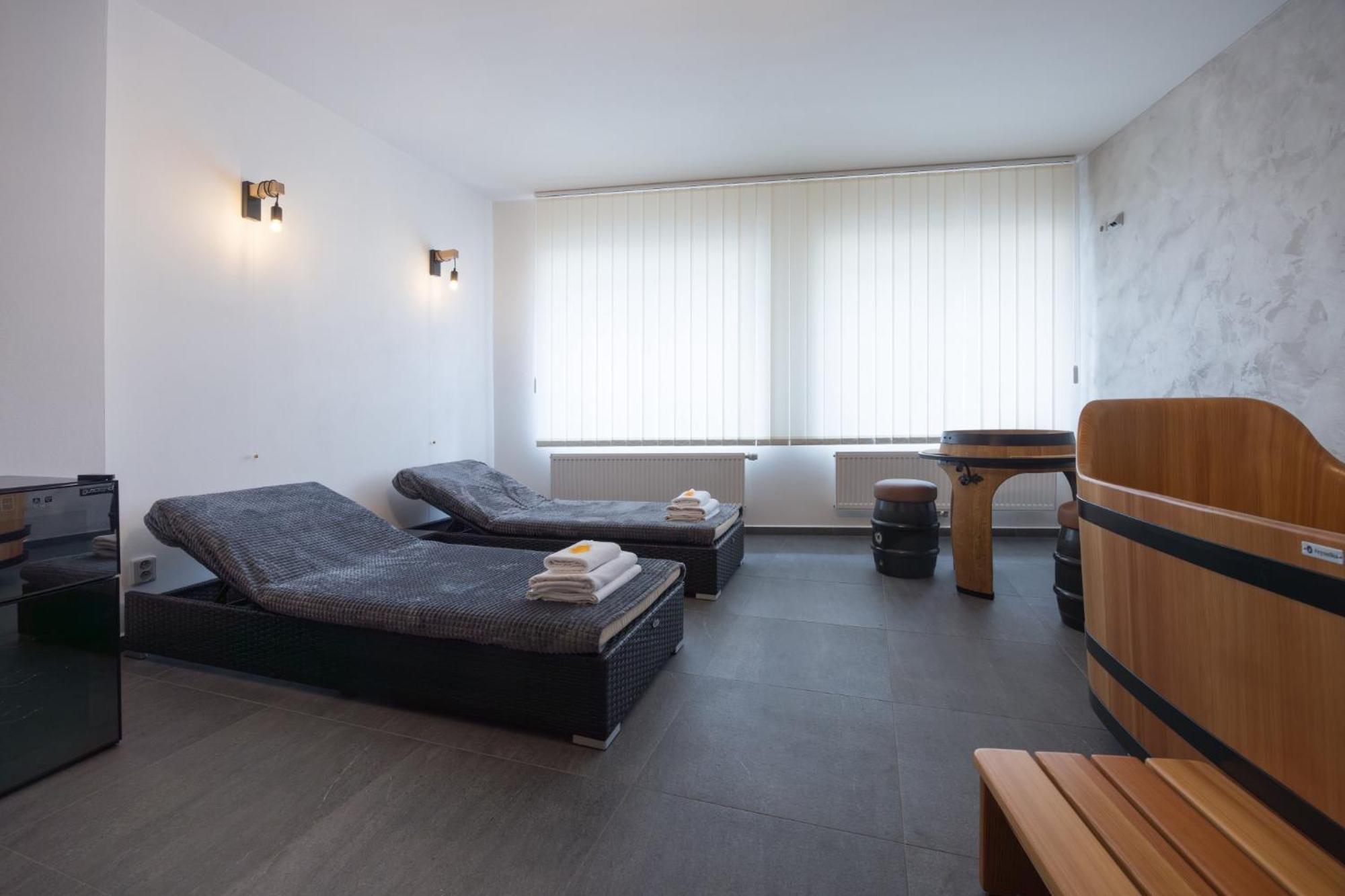 A Studio Veselka Litomysl Luaran gambar